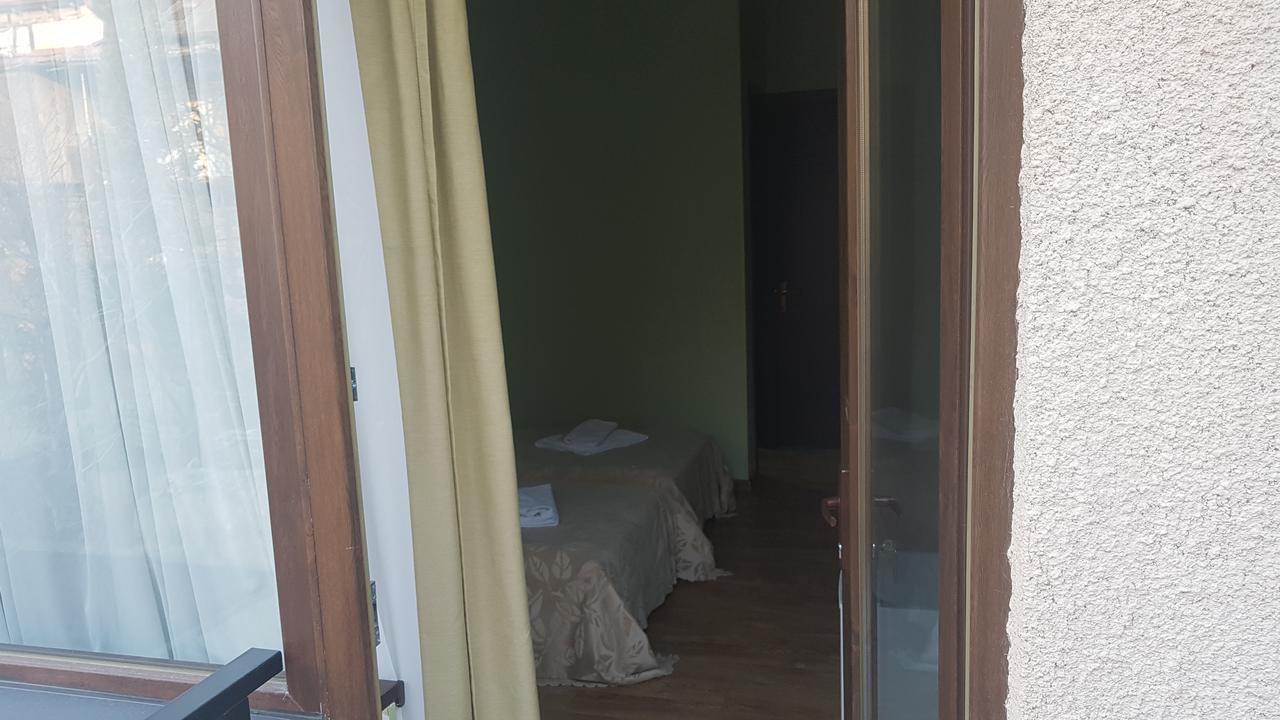 Hotel Stal+ Tbilisi Esterno foto
