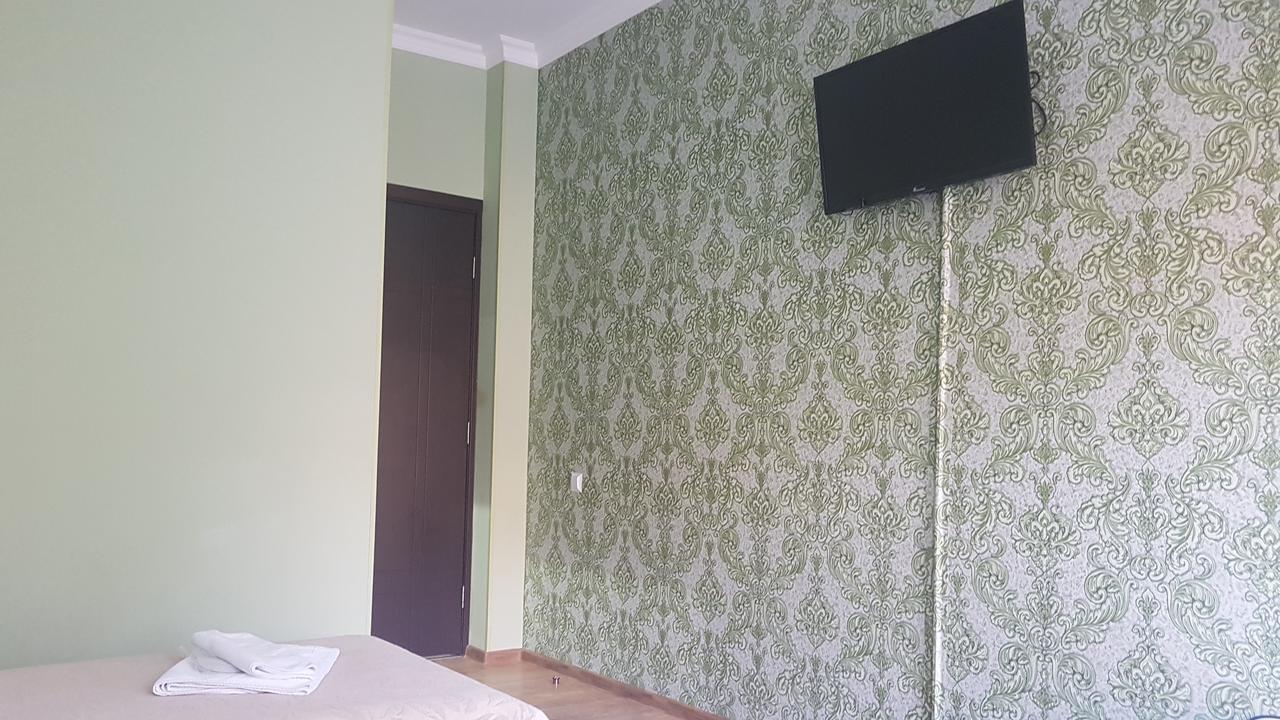 Hotel Stal+ Tbilisi Esterno foto