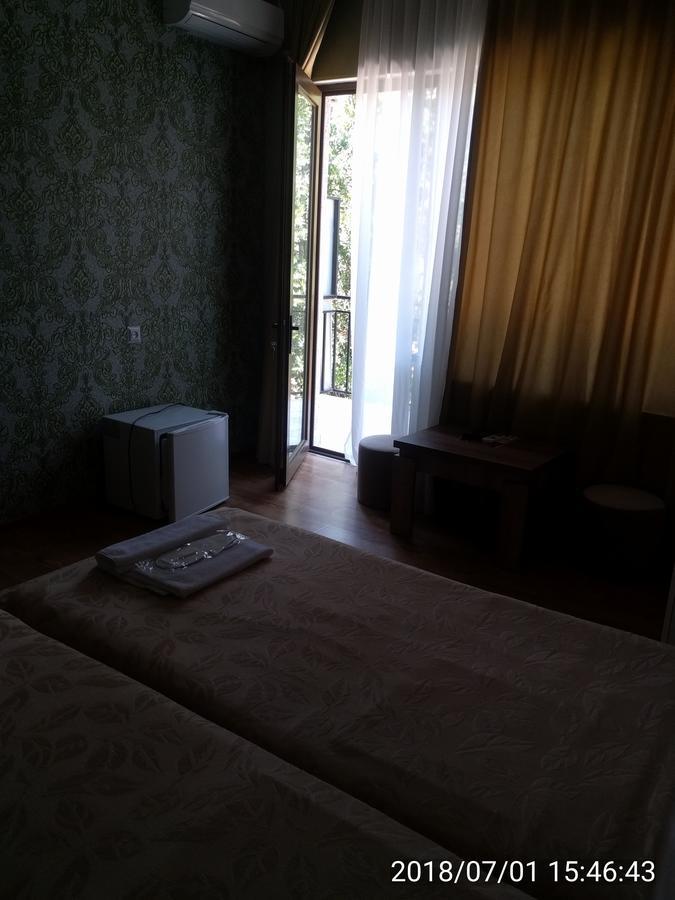 Hotel Stal+ Tbilisi Esterno foto