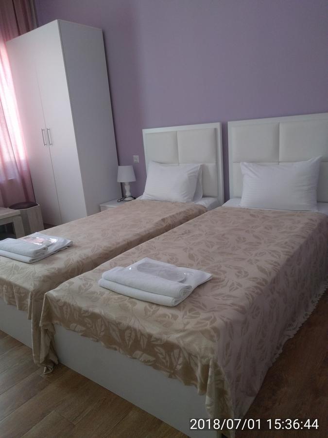 Hotel Stal+ Tbilisi Esterno foto