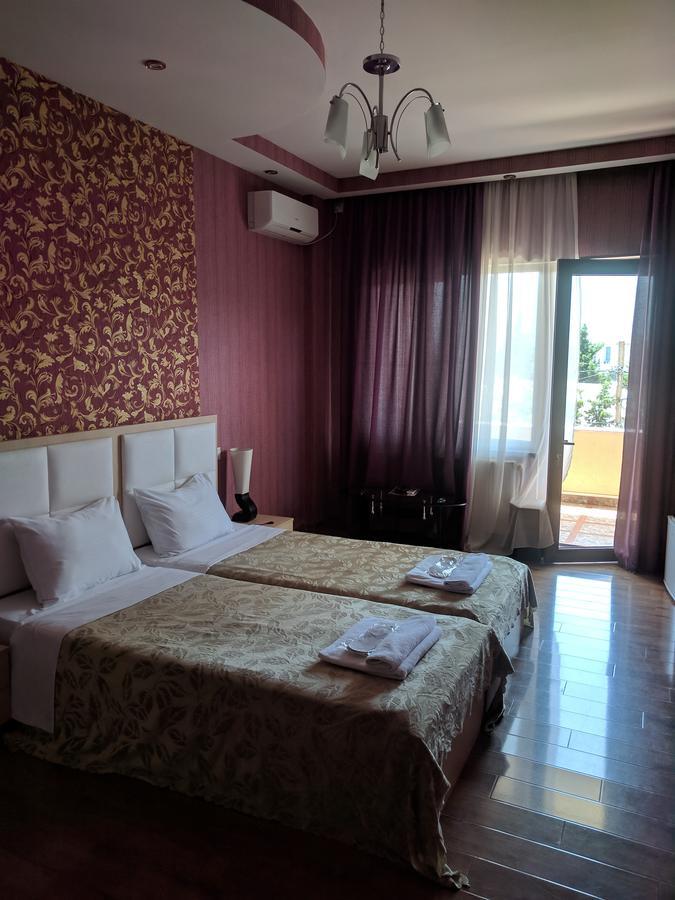 Hotel Stal+ Tbilisi Esterno foto