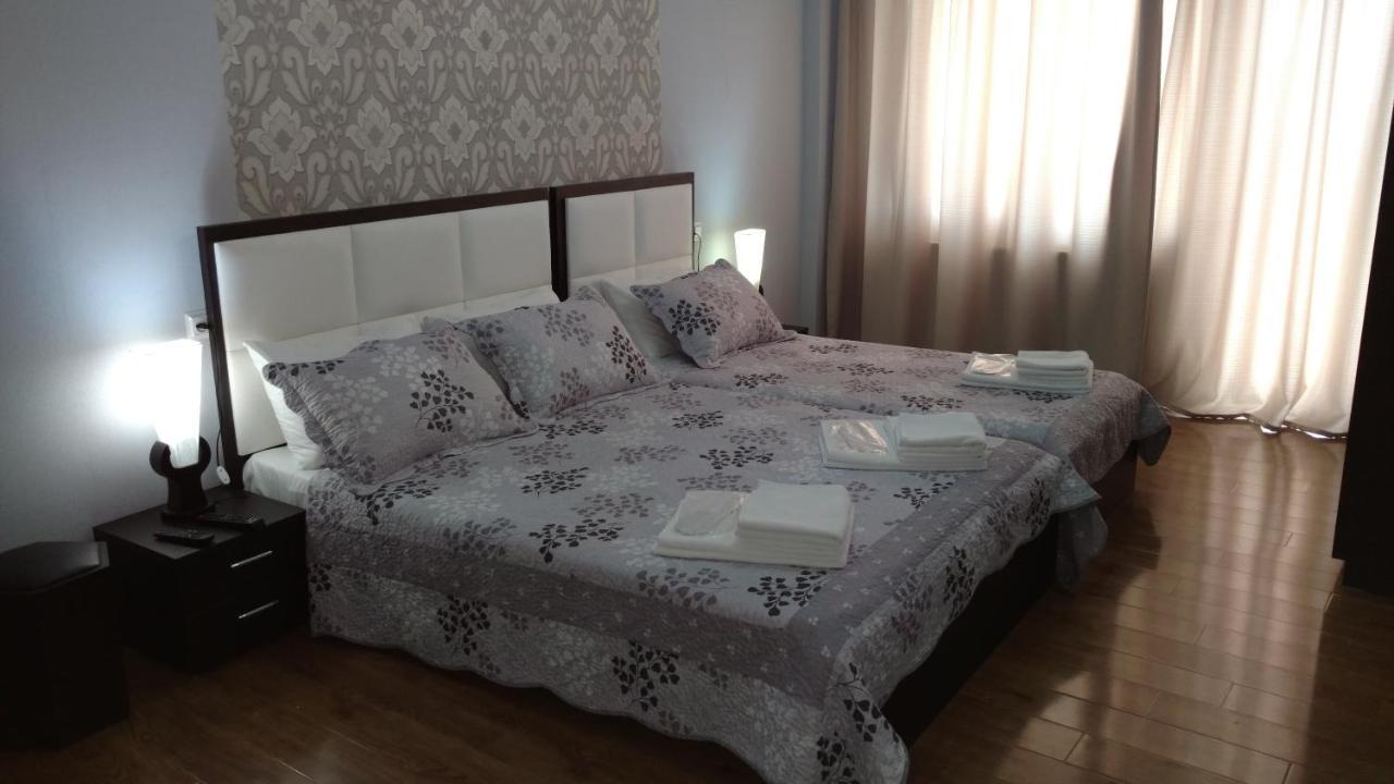 Hotel Stal+ Tbilisi Esterno foto
